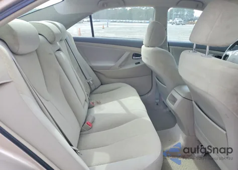 2007 Toyota Camry Ce z USA, uszkodzony, nr VIN 4T1BE46K17U115182